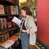 juliet_with_books | Unsorted